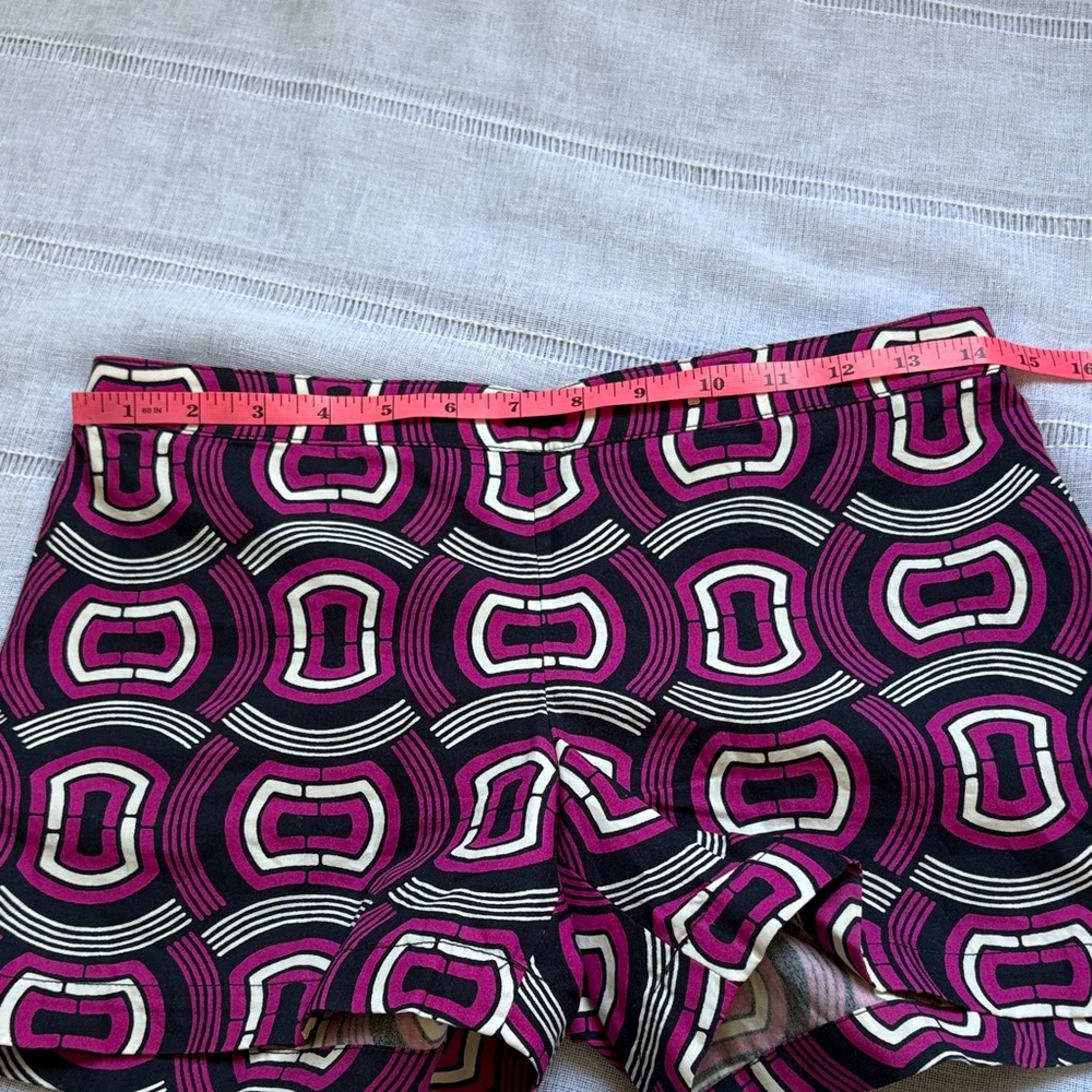 Club Monaco Rimon Shorts With Geometric Pattern - Picture 10 of 12